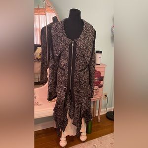 Goth sweater by La seine